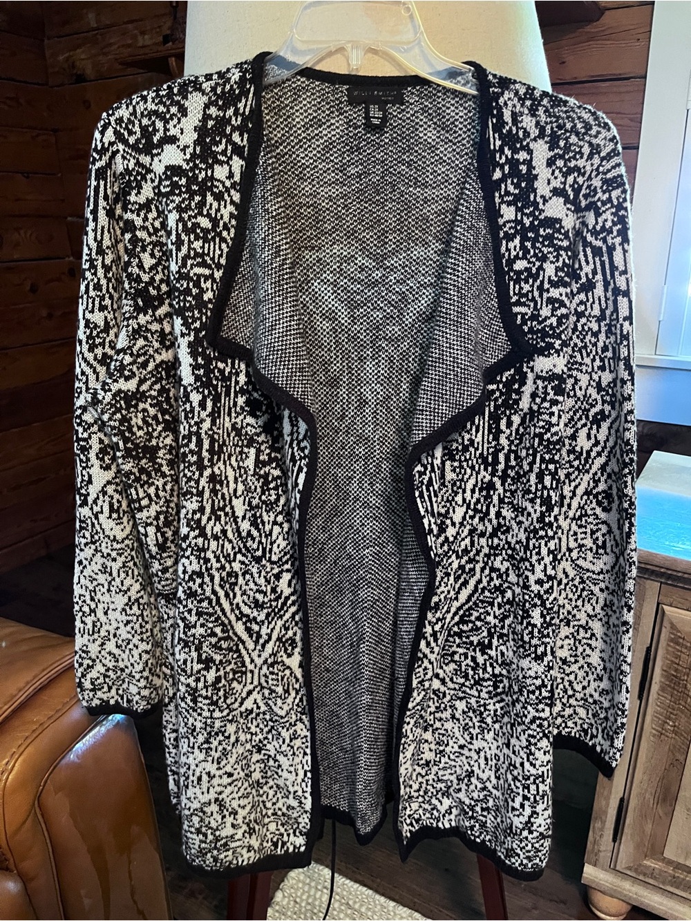 Willi Smith 2x(58”B x 33”L)Black and White Open-Front Patterned Cardigan